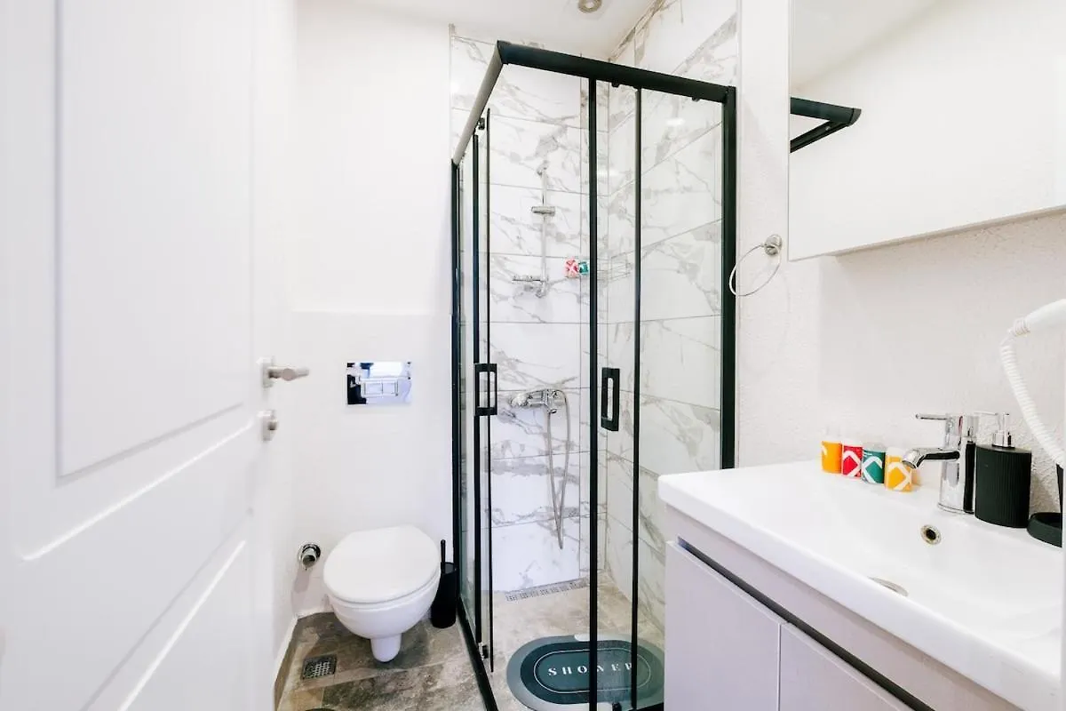 이스탄불 Cozy And Modern 2Br With 2Ba In Historic Yedikule 아파트