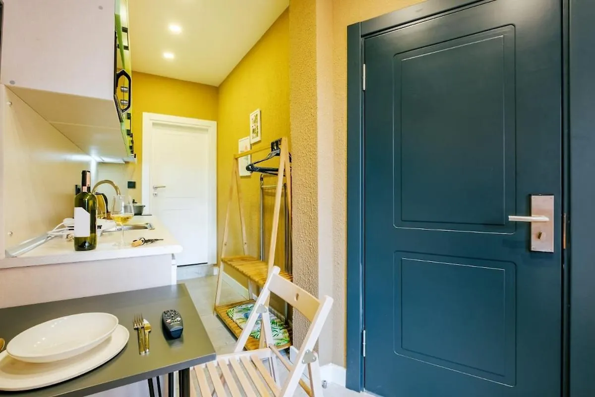 이스탄불 Cozy And Modern 2Br With 2Ba In Historic Yedikule 아파트